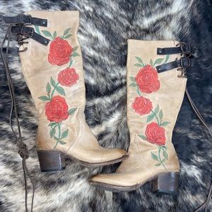 FREEBIRD by STEVEN Cyrus boot